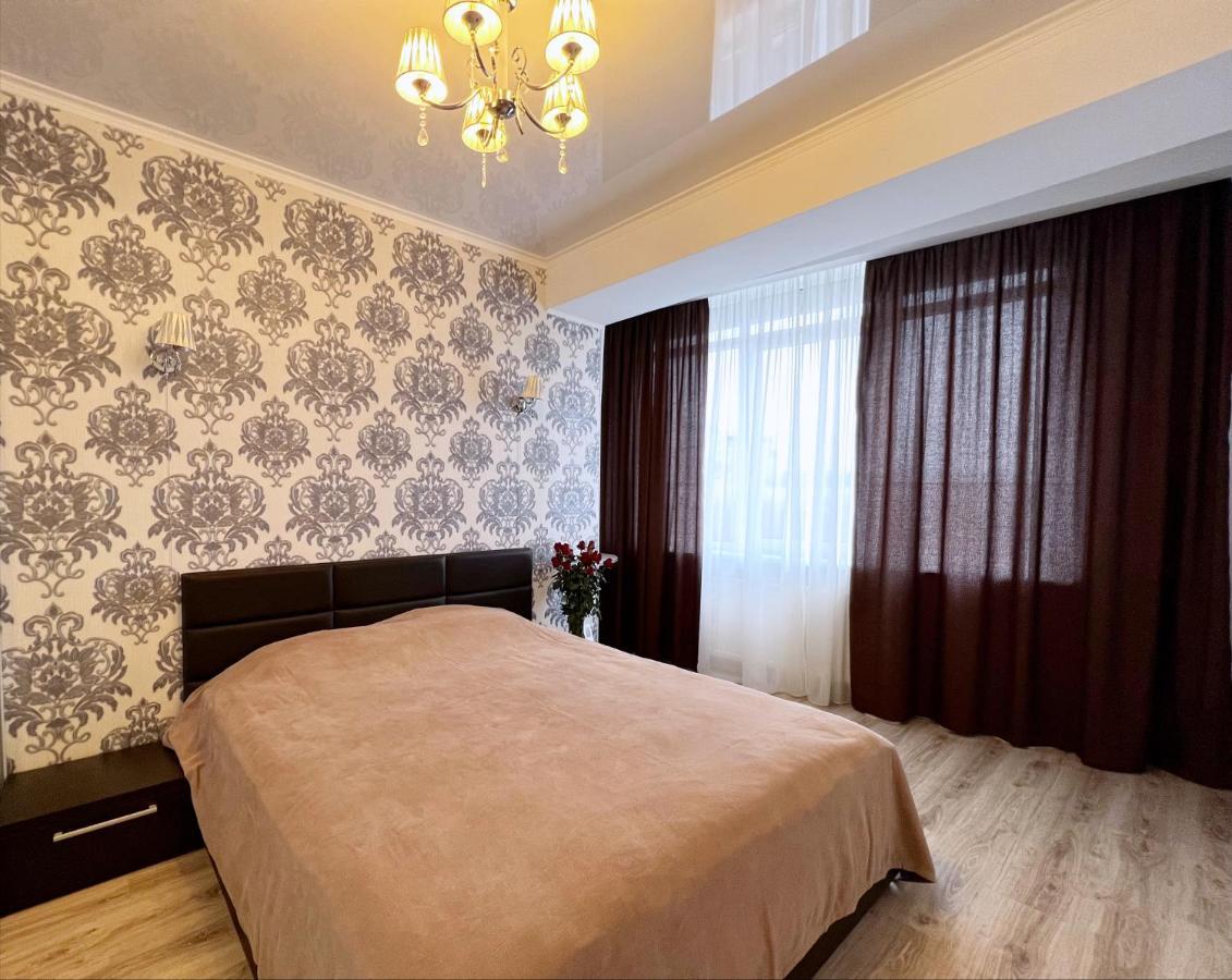 Apartament De Lux Cu 2 Camere Si Living Chisinau Exterior photo